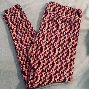 TC Lularoe Geometric Leggings